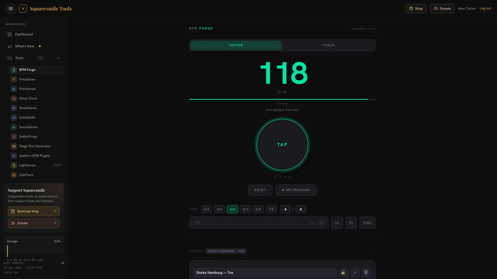 Die Tap-Ansicht von BPM Forge zeigt 118 BPM mit stabilem Confidence-Balken, dem runden TAP-Button, Beat-Punkten, Taktart-Buttons und dem Metronom-Regler.